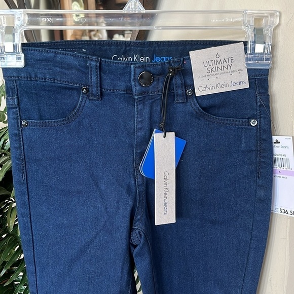 Brand New Calvin Klein Jeans Ultimate Skinny Dark Rinse Soft Stretch Adjustable - Picture 4 of 16